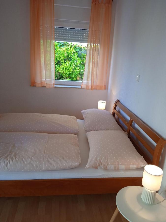 Apartments Blazenka Трогир Экстерьер фото