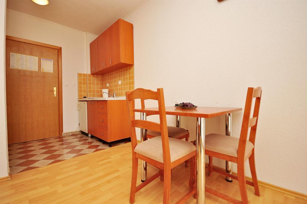 Apartments Blazenka Трогир Экстерьер фото