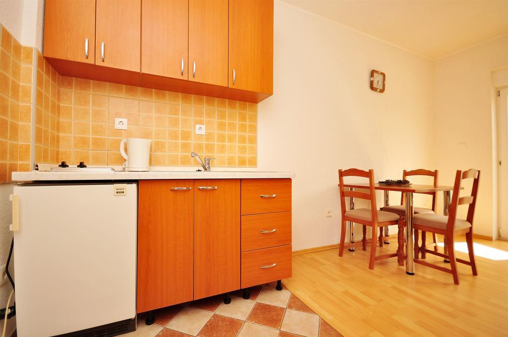 Apartments Blazenka Трогир Экстерьер фото